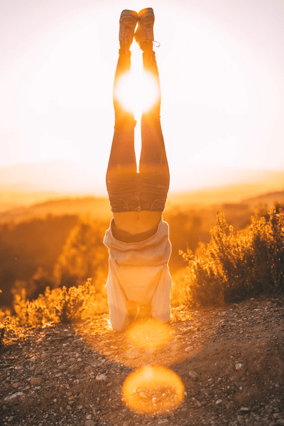 Découvrir Sirsasana, la posture de la tête